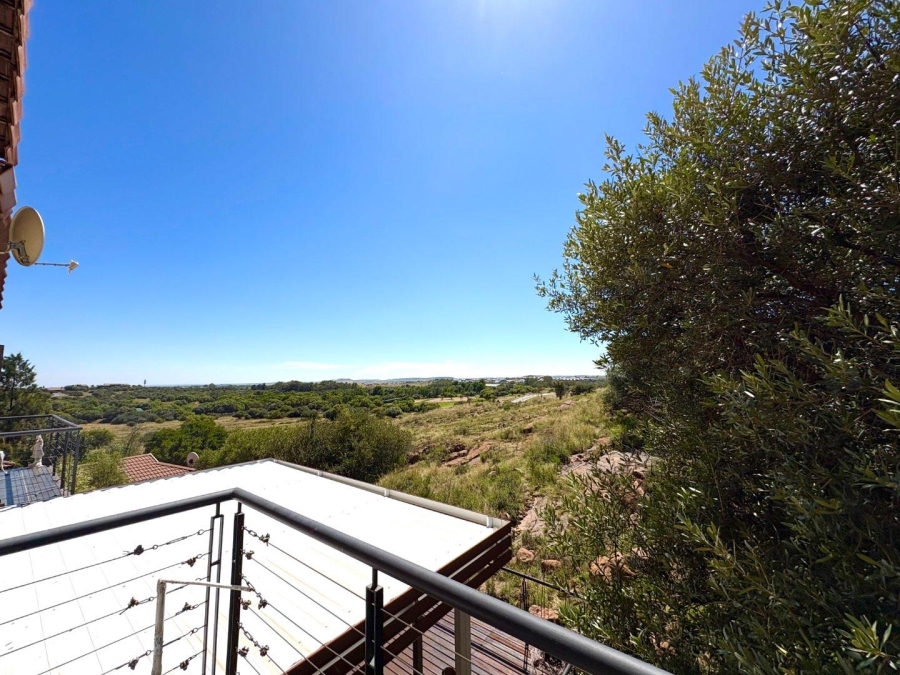 4 Bedroom Property for Sale in Woodland Hills Free State